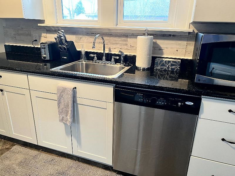 Furnished Finder property 458543_1 photo 8
