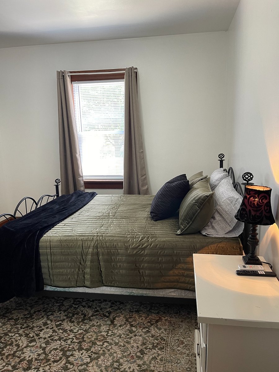 Furnished Finder property 458546_5 photo 27