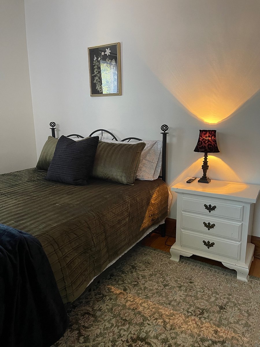 Furnished Finder property 458546_5 photo 26