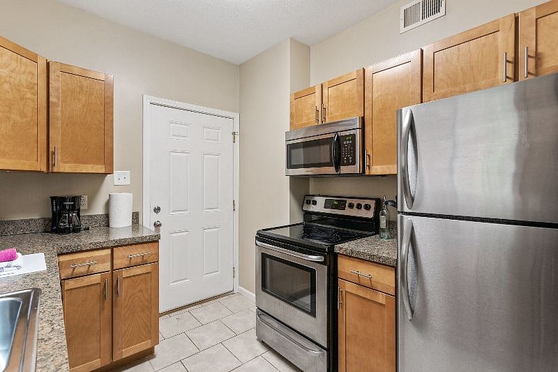 Furnished Finder property 458632_1 photo 4