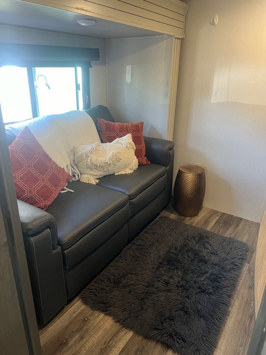 Furnished Finder property 458660_1 photo 14