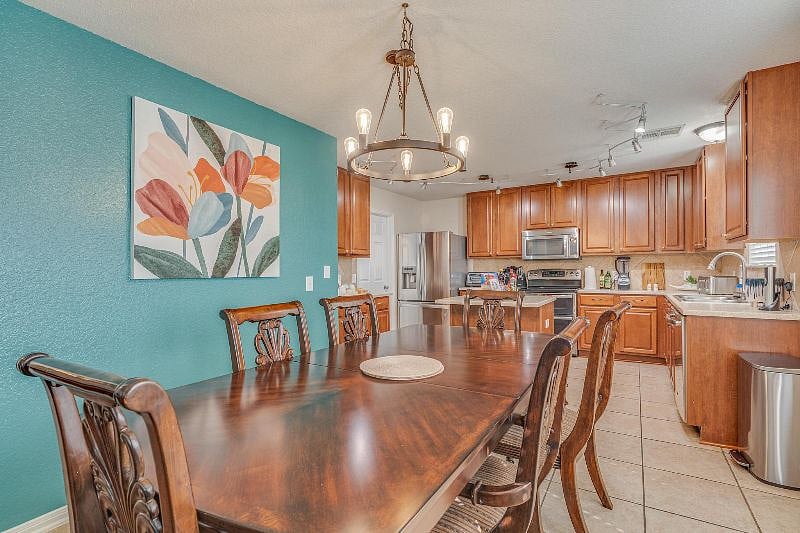 Furnished Finder property 458689_1 photo 8