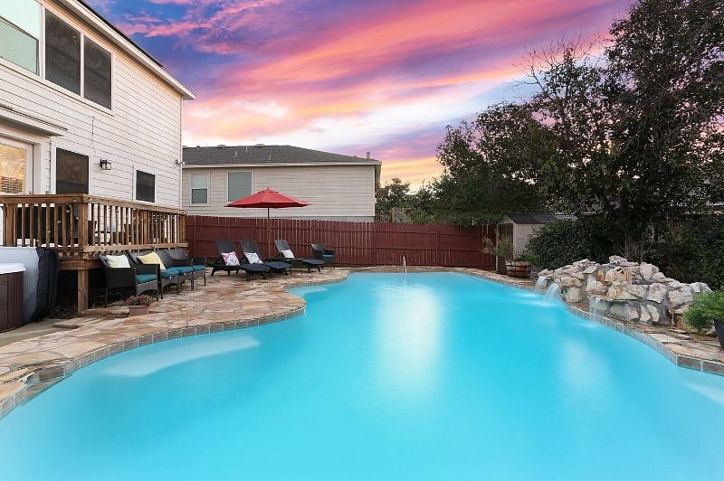 Furnished Finder property 458689_1 photo 1