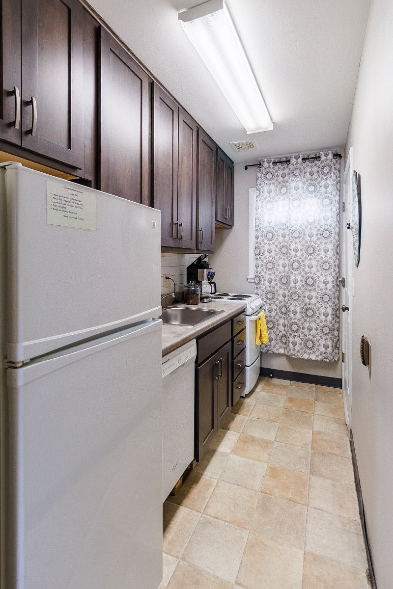 Furnished Finder property 458696_1 photo 11