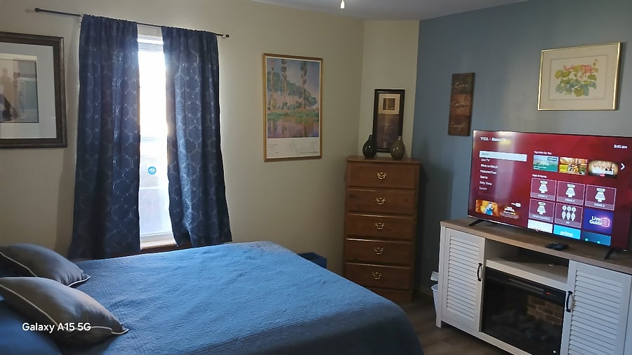 Furnished Finder property 458818_2 photo 1