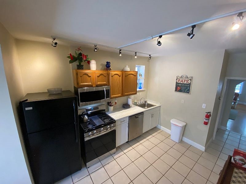 2nd floor kitchen (check for availability)
