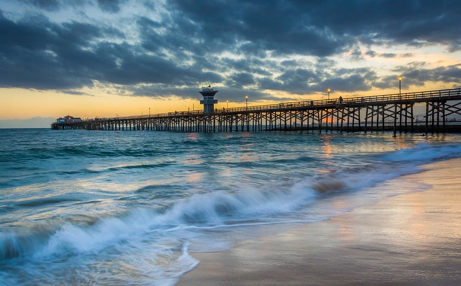 Less than 10 mi. from Belmont Shore and Seal Beach beaches