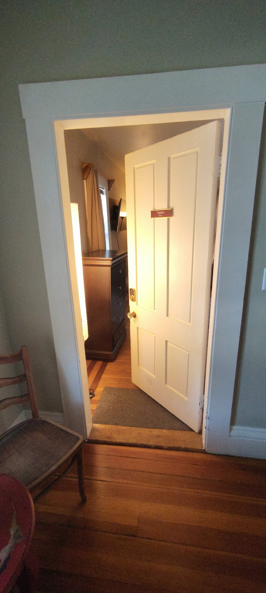 Furnished Finder property 459128_1 photo 11