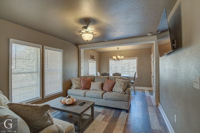 Furnished Finder property 459242_1 photo 1