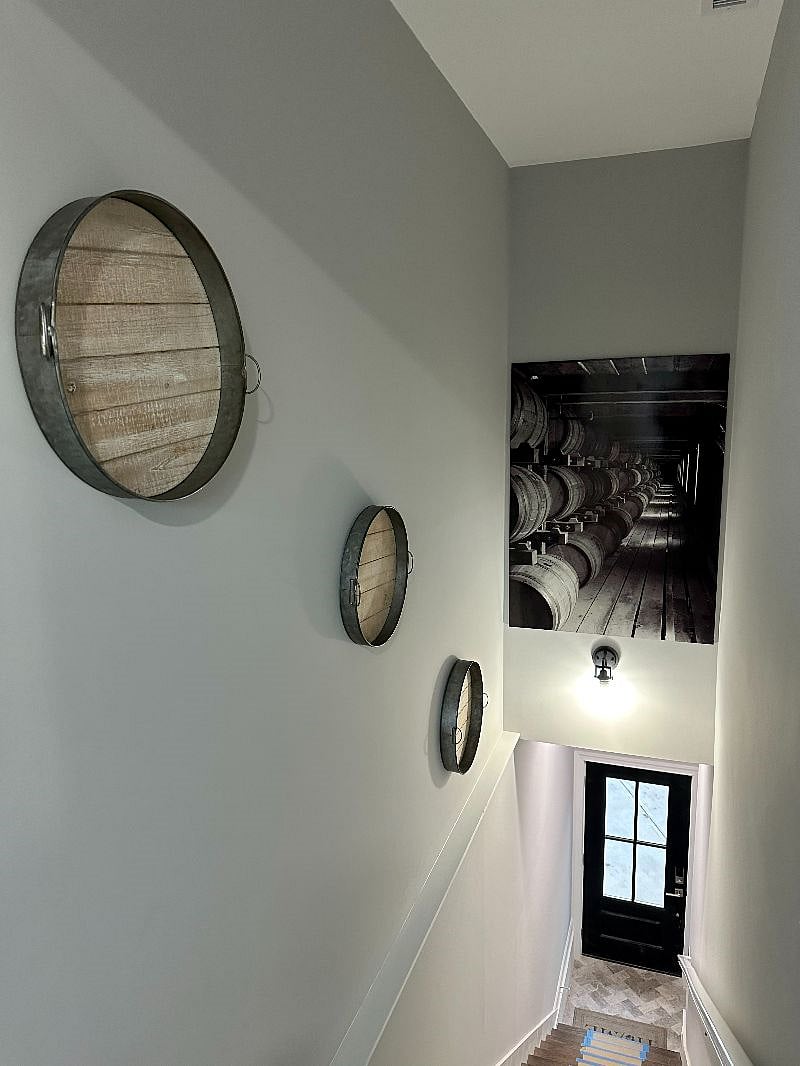 Stairway to apartment