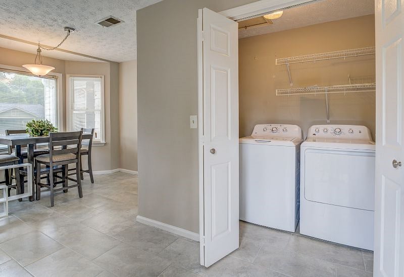 Furnished Finder property 459420_1 photo 20