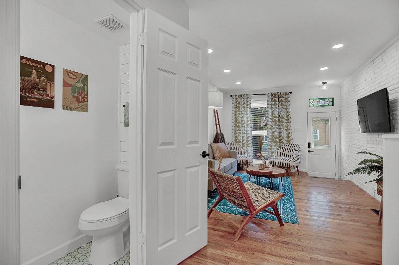 Furnished Finder property 459429_1 photo 3