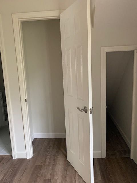 Bedroom Closet, has closet rod.