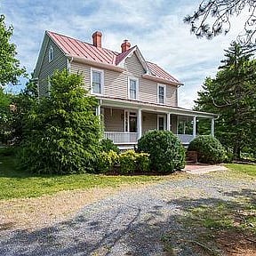 Front of house circa 1903