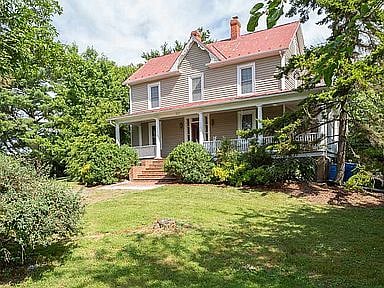 Front of house southern elevation