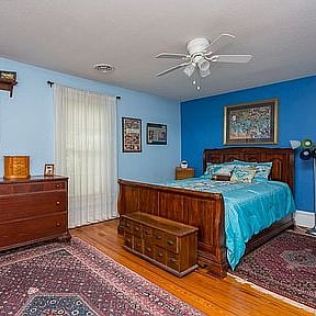 Beautiful large fully furnished bedroom