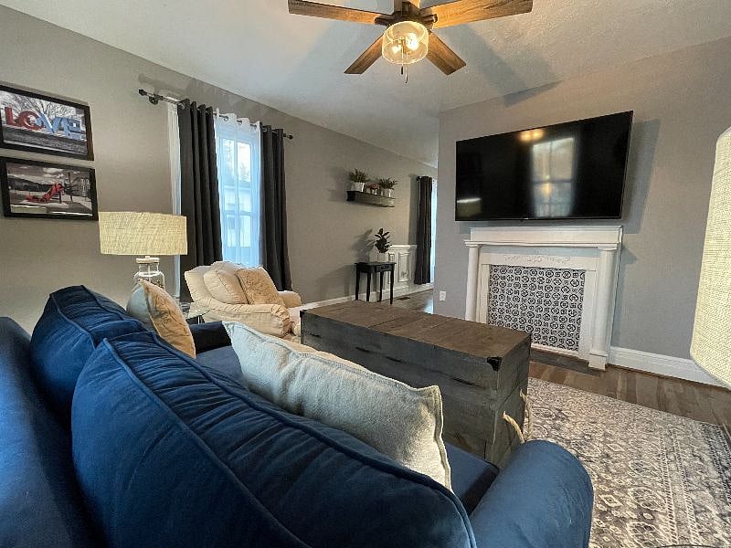 Living room offers large screen smart tv so you can watch your subscriptions while in Lynchburg