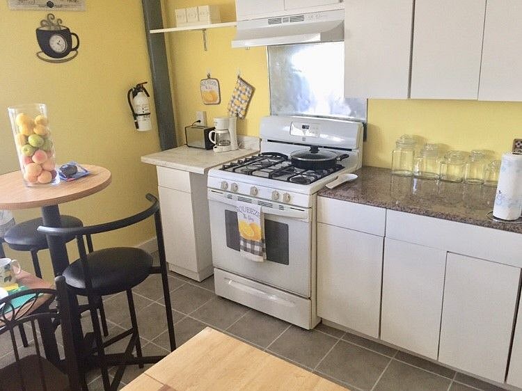 Furnished Finder property 459817_1 photo 8
