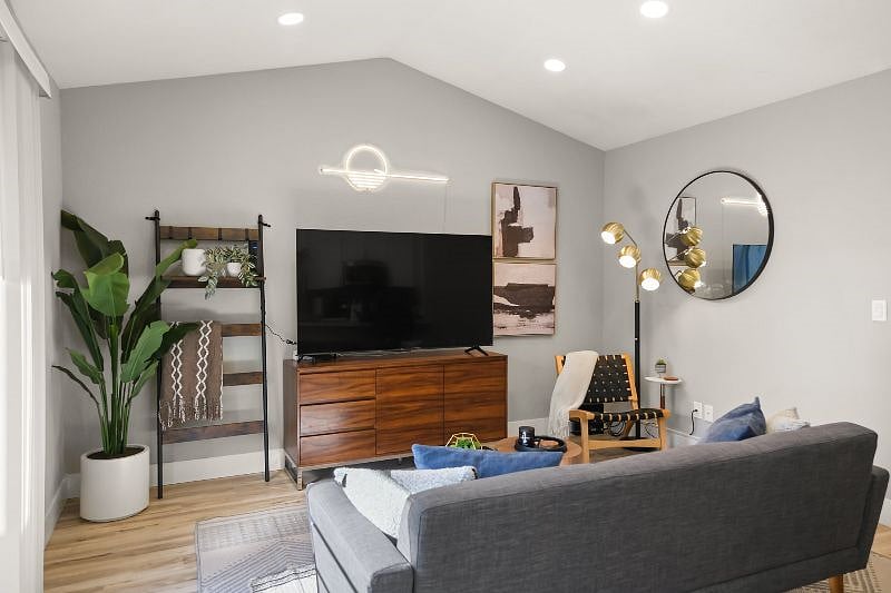 Furnished Finder property 459875_1 photo 1