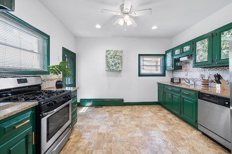 Furnished Finder property 459967_1 photo 13