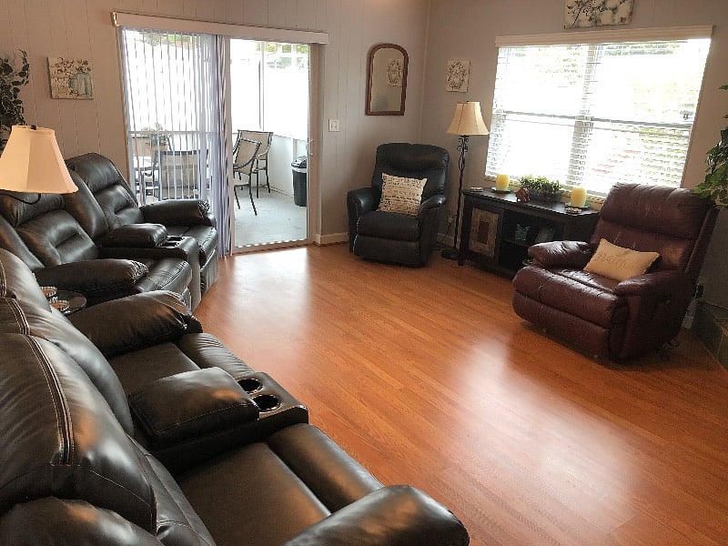 2nd Living room