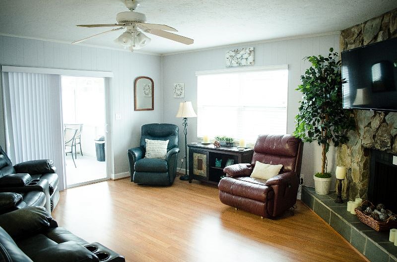 Furnished Finder property 459982_2 photo 9