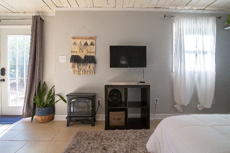 Furnished Finder property 460073_1 photo 3