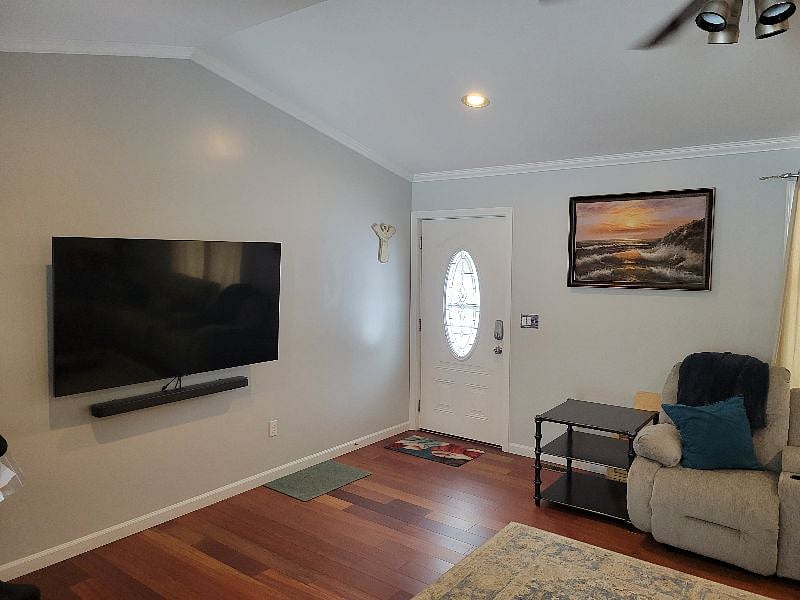 Furnished Finder property 460096_1 photo 11