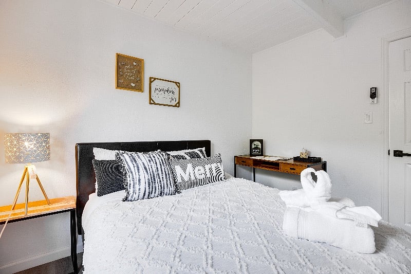 Furnished Finder property 460106_1 photo 12