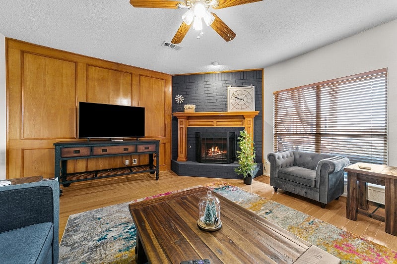 Furnished Finder property 460132_1 photo 3