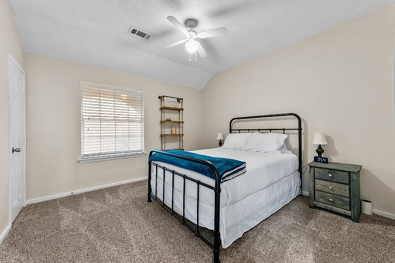 Furnished Finder property 460132_1 photo 11