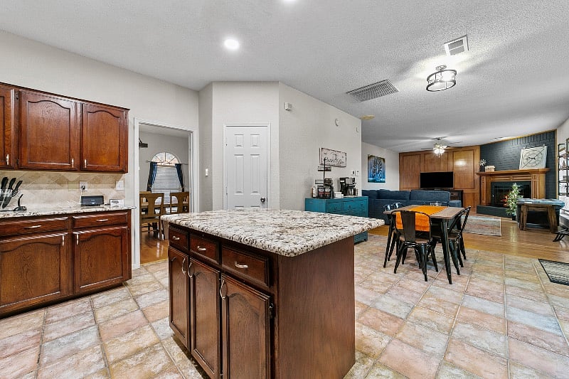 Furnished Finder property 460132_1 photo 20