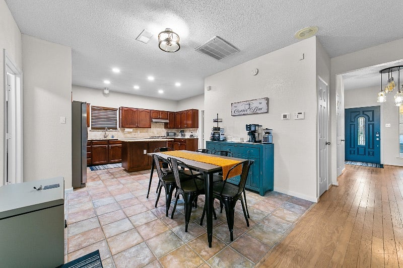 Furnished Finder property 460132_1 photo 26