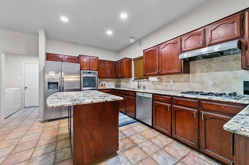 Furnished Finder property 460132_1 photo 34