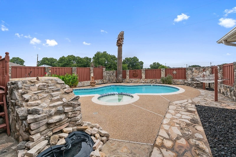 Furnished Finder property 460132_1 photo 42