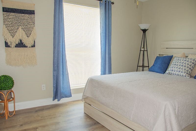 Furnished Finder property 460137_1 photo 8