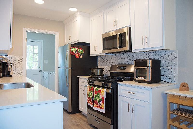 Furnished Finder property 460137_1 photo 3