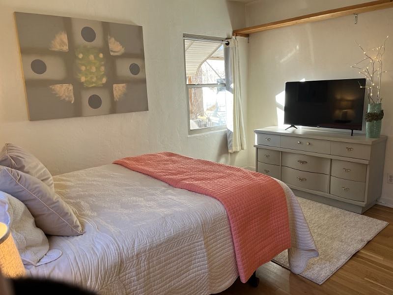 Back bedroom