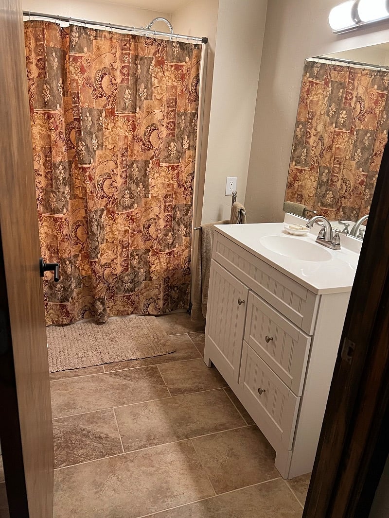Furnished Finder property 460184_1 photo 3