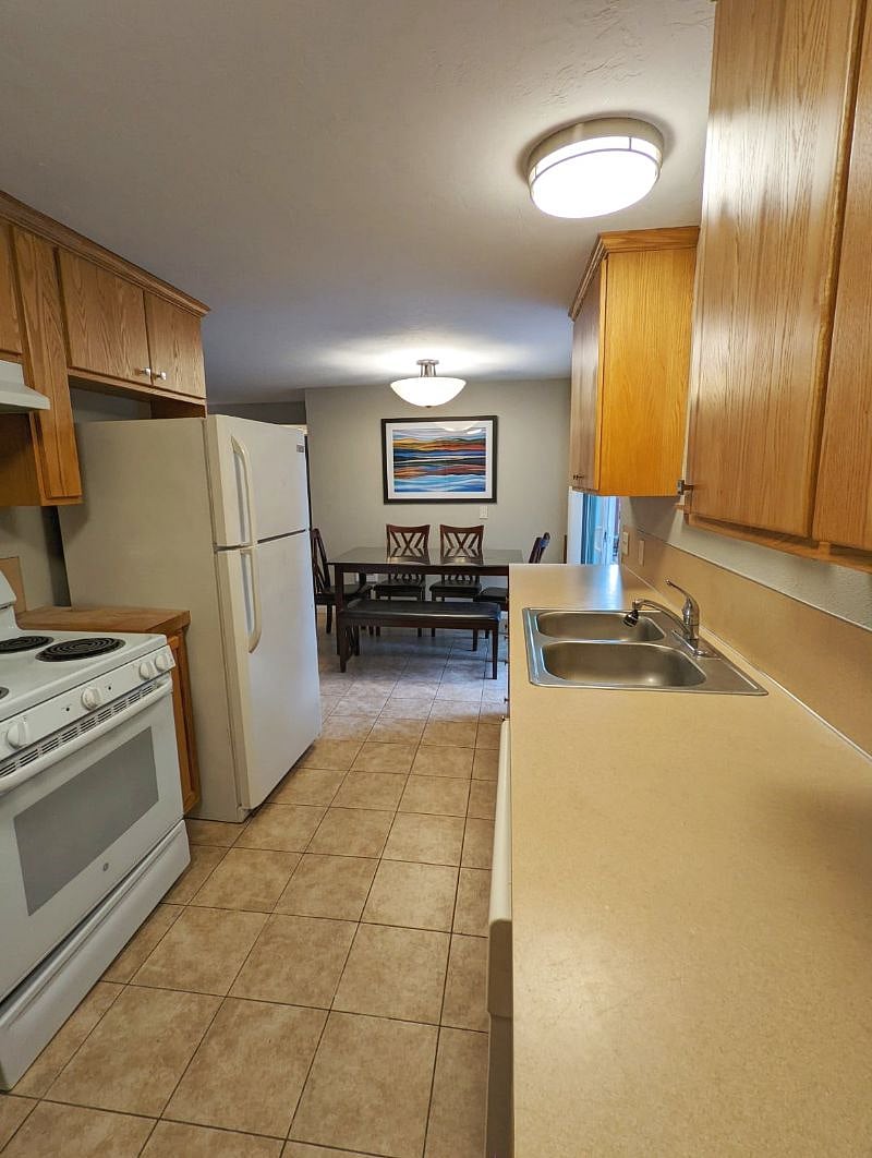 Furnished Finder property 460307_1 photo 26