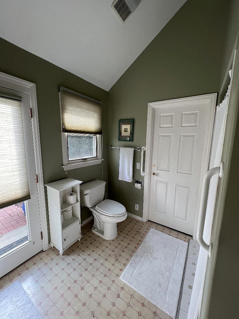 Furnished Finder property 460342_1 photo 21