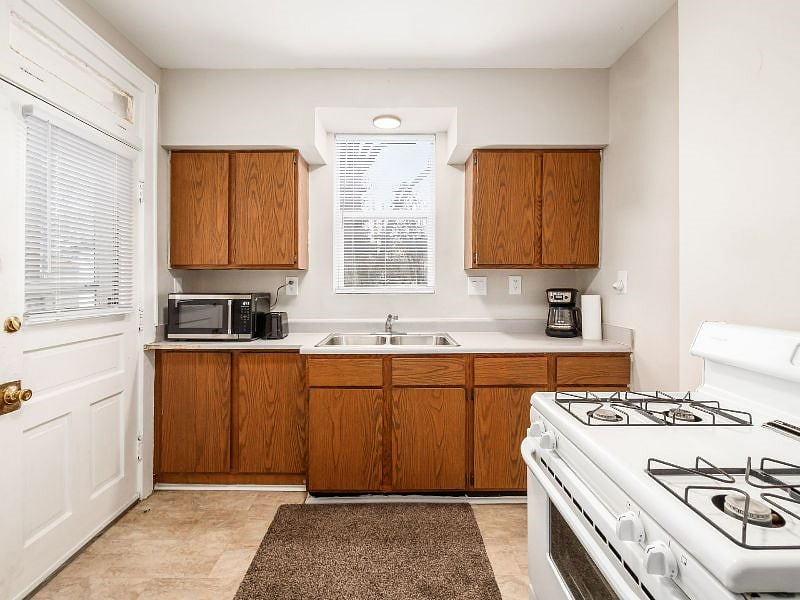 Furnished Finder property 460374_1 photo 6