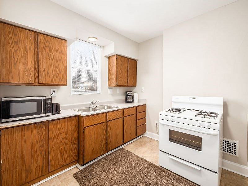 Furnished Finder property 460374_1 photo 7