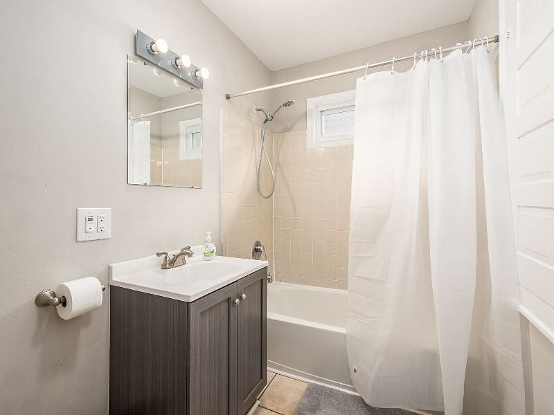 Furnished Finder property 460374_1 photo 11