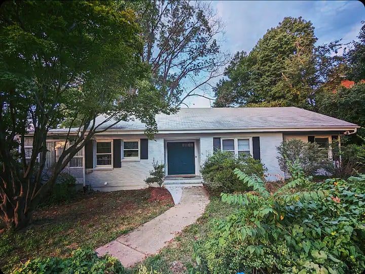 Grandview - rents for $3475 monthly