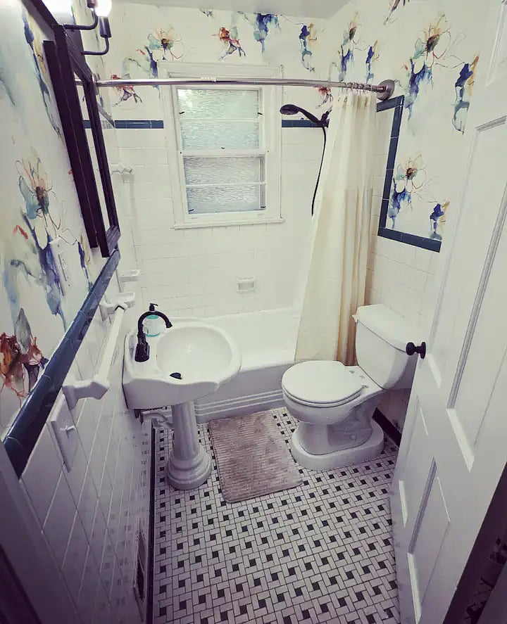 Grandview bath
