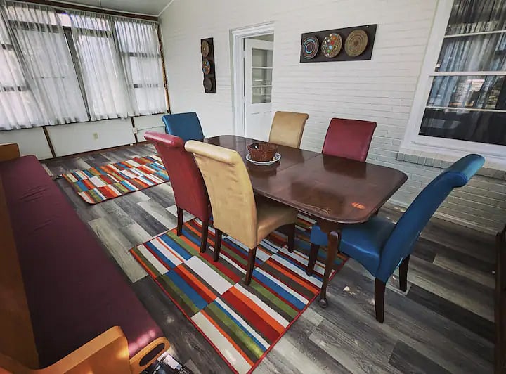 Grandview dining area