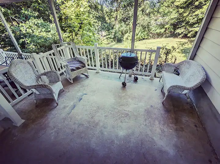 Grandview back porch