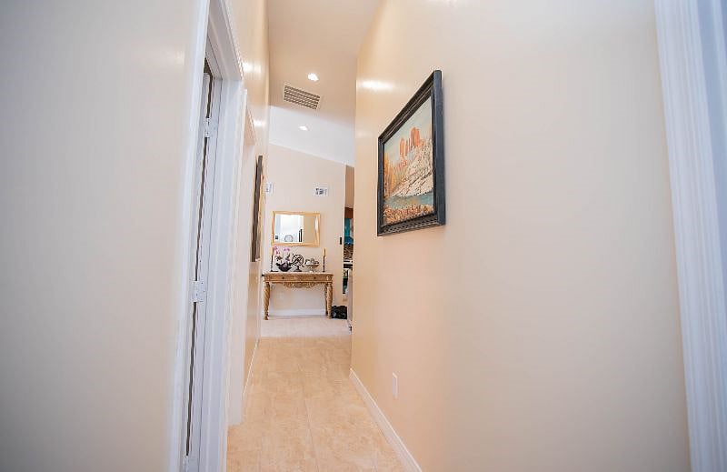 Furnished Finder property 460405_1 photo 10