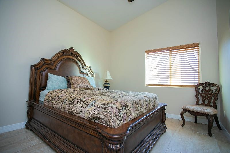 Furnished Finder property 460405_1 photo 12